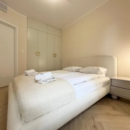 Portovo Q4apartments غدانسك