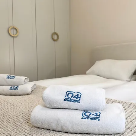 アパート Portovo Q4apartments