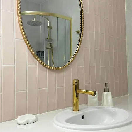 Portovo Q4apartments * グダニスク