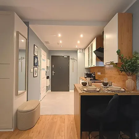 Portovo Q4apartments アパート *