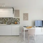 Portovo Q4apartments شقة