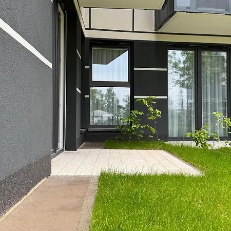 Portovo Q4apartments شقة *